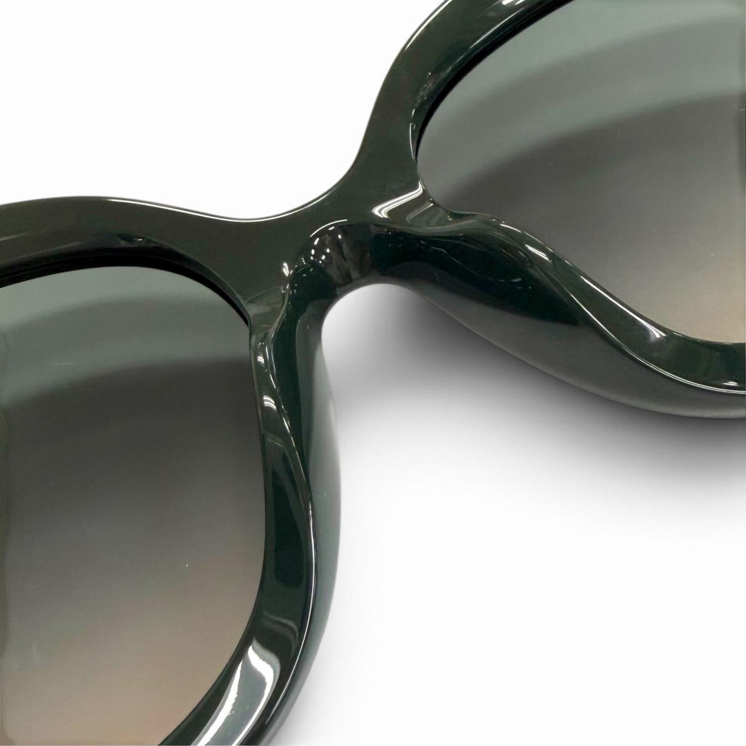 Great CHANEL sunglasses Oval-shaped sunglasses COCO Mark Butterfly 5543-A