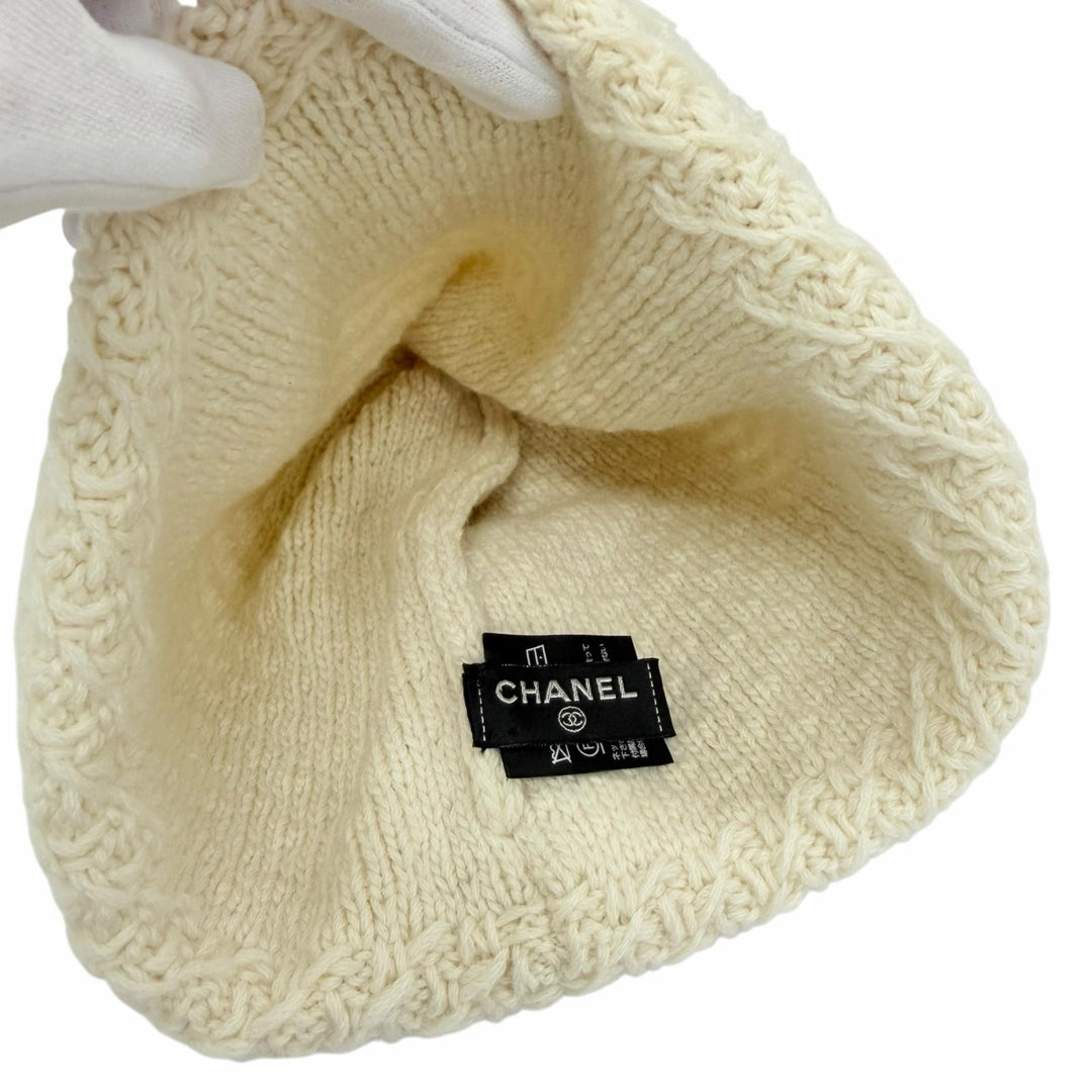 Great CHANEL Knit cap Tweed COCO Mark Beanie off white cashmere Women 24A