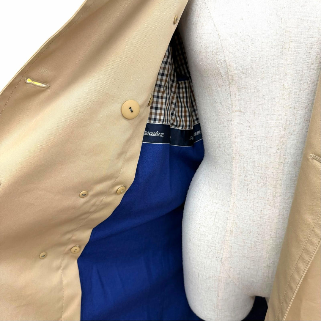 Excellent Aquascutum LONDON trench coat Logo buttons, wool lining included. 10
