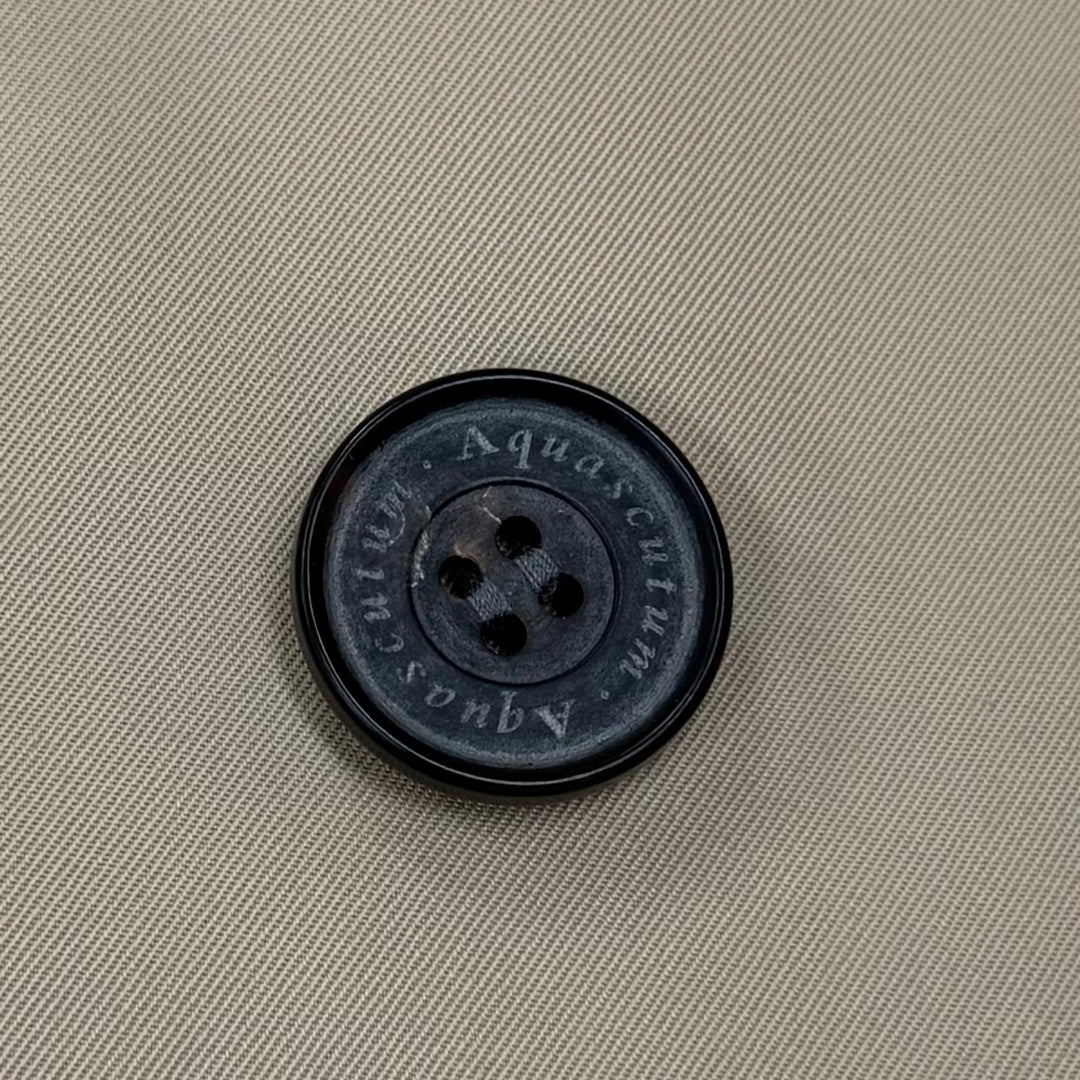 Excellent Aquascutum LONDON trench coat Logo buttons, wool lining included. 10