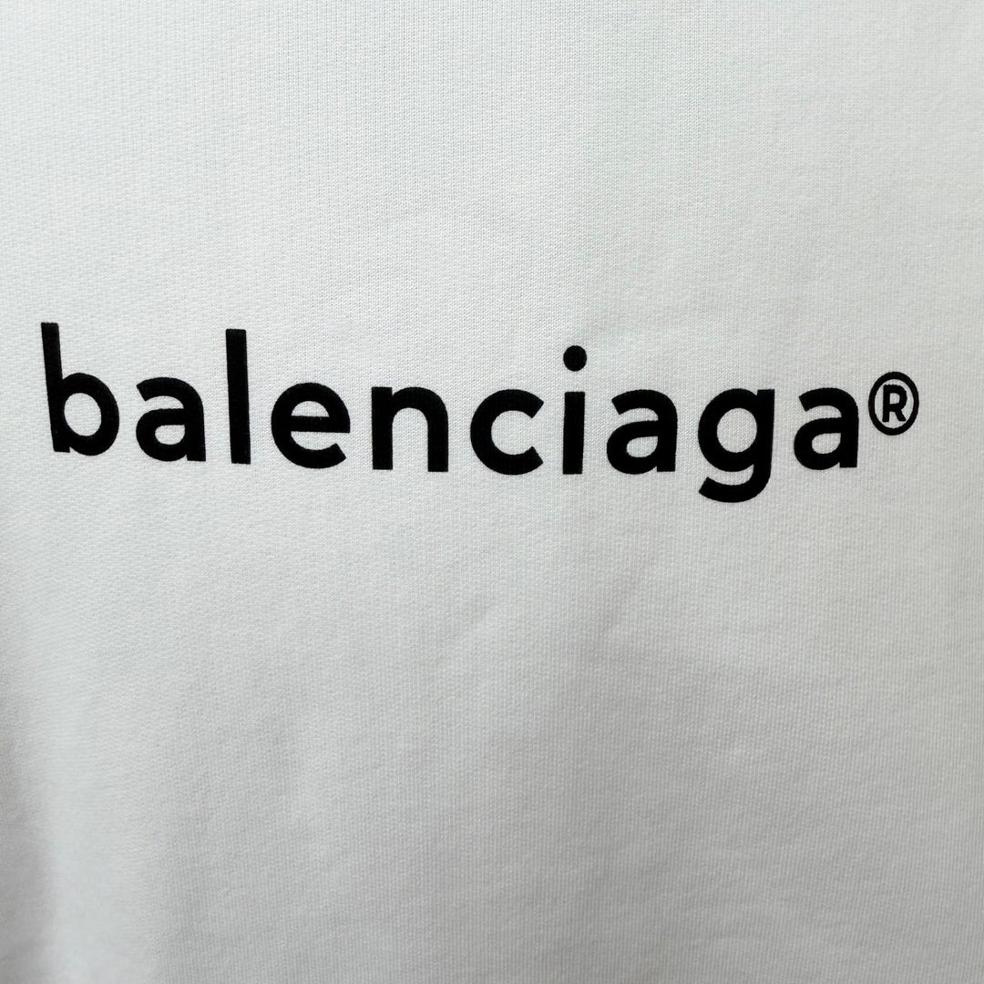 Pristine BALENCIAGA hoodie NEW COPYRIGHT MEDIUM FIT HOODIE