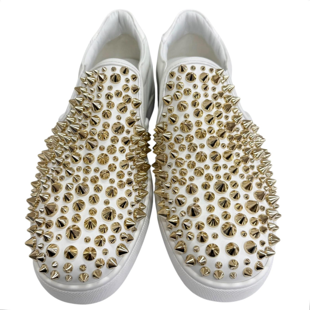 Pristine Christian Louboutin Slip-on Roller boat Spike studs white leather