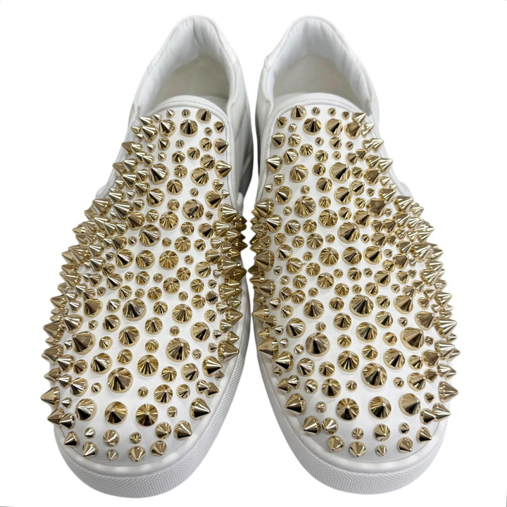 Pristine Christian Louboutin Slip-on Roller boat Spike studs white leather
