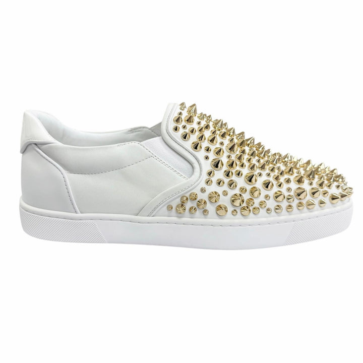 Pristine Christian Louboutin Slip-on Roller boat Spike studs white leather