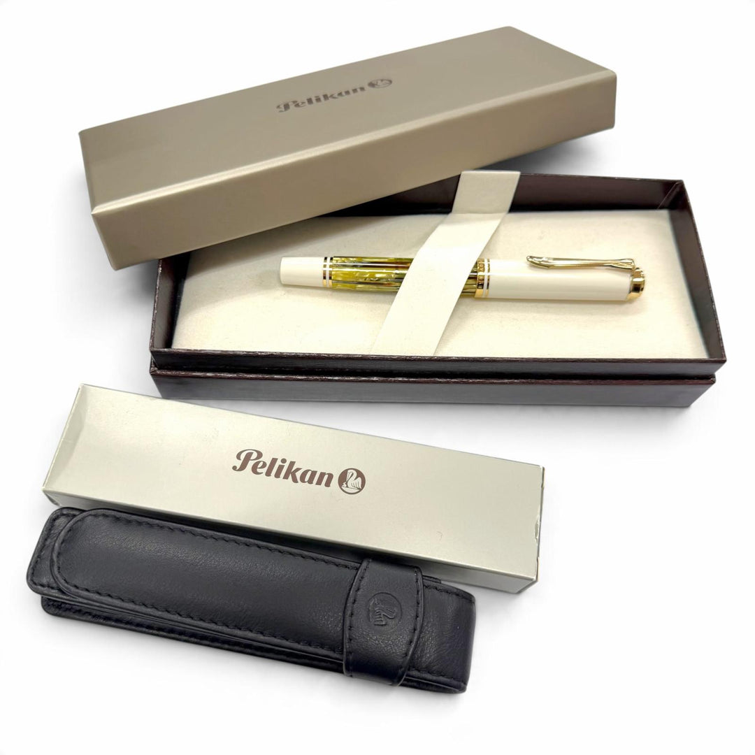 Very Good PERIKAN fountain pen Sovereign White tortoise 14K mens M400