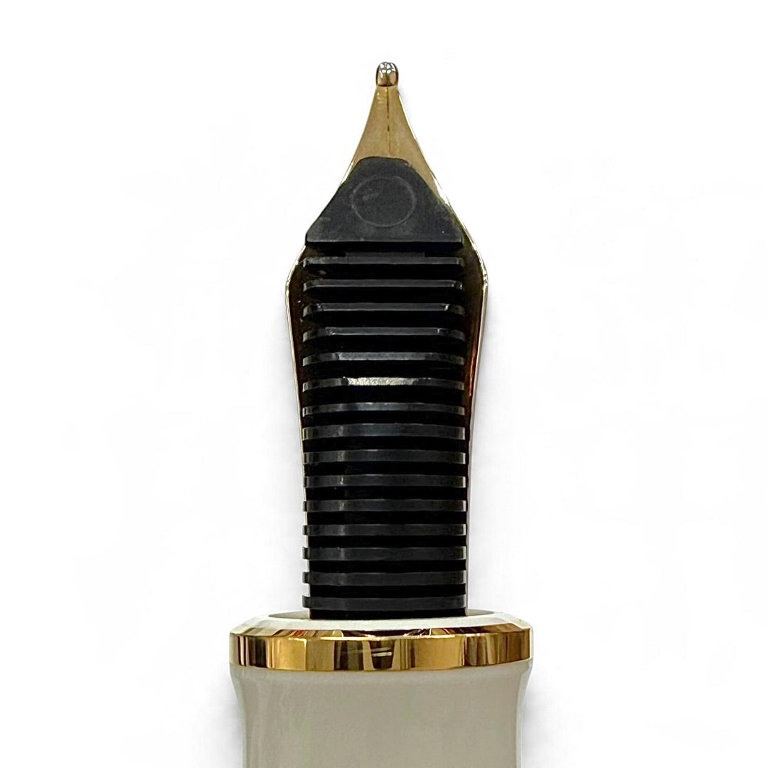 Very Good PERIKAN fountain pen Sovereign White tortoise 14K mens M400