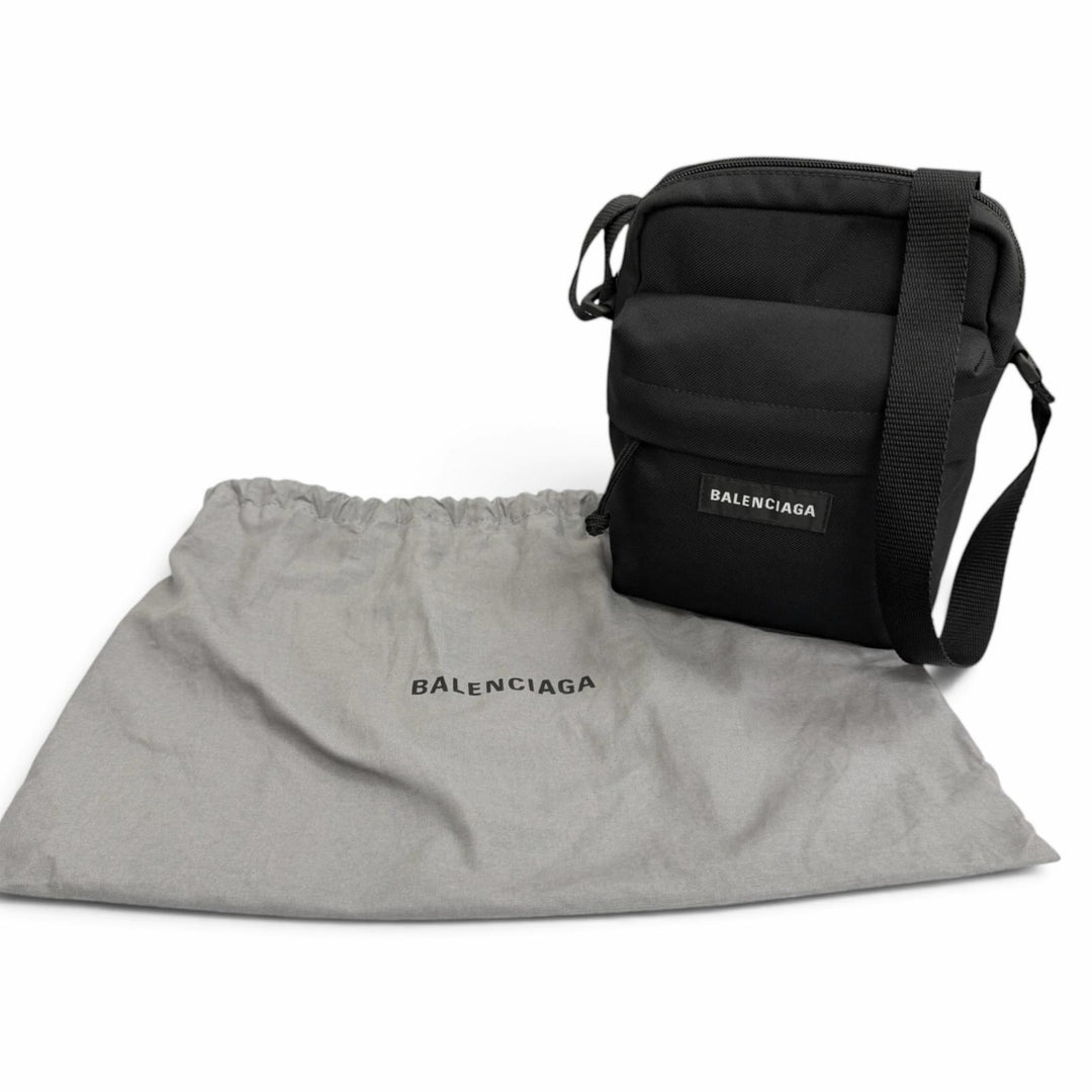 Excellent BALENCIAGA Shoulder Bag Explorer Crossbody pouch black