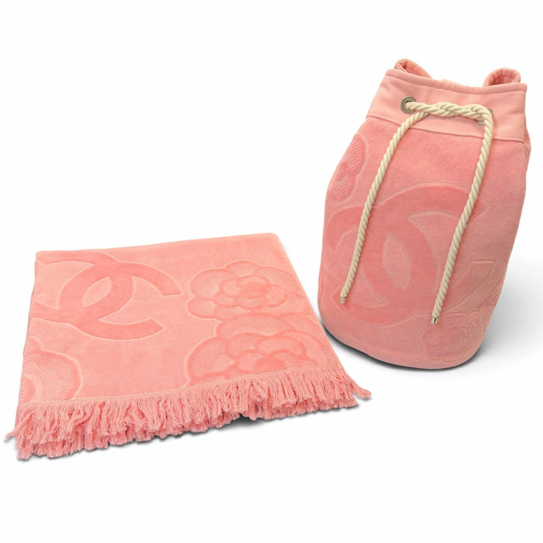 Pristine CHANEL COCO Mark Camellia Beach Towel and One-Shoulder Bag 2-Piece Set