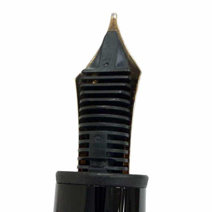 Excellent MONTBLANC fountain pen Meisterstück 146 black 14K