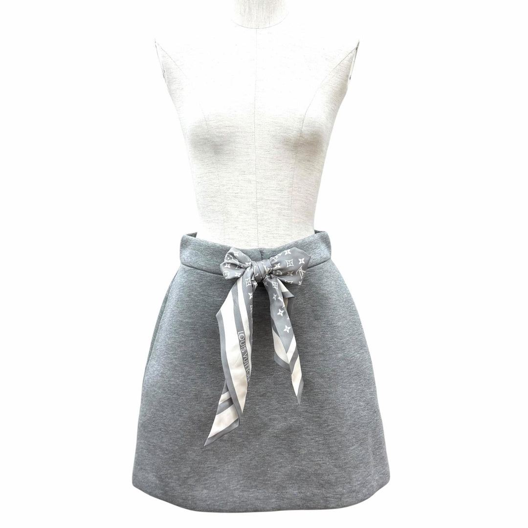 Pristine LOUIS VUITTON Mini skirt Monogram scarf, double-faced jersey Rayon S