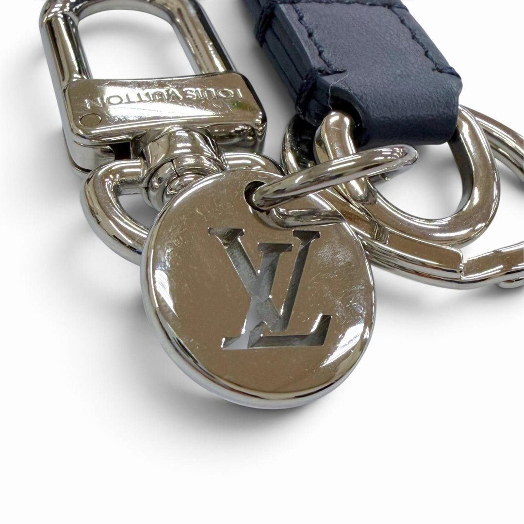 Excellent LOUIS VUITTON LV Slim Dragonne Keychain & Bag Charm Océan M03352
