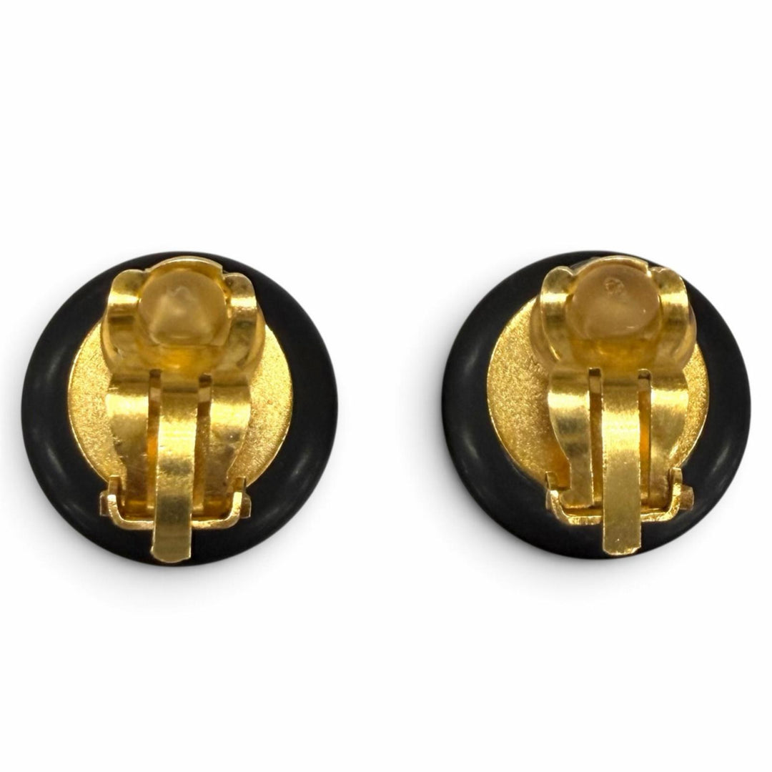 Great CHANEL Earring COCO Mark black Women 97P