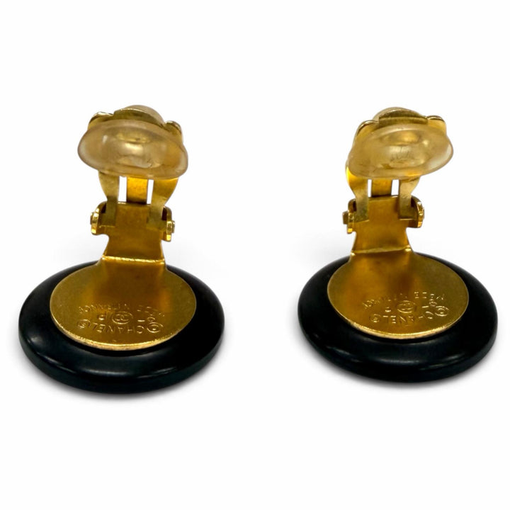 Great CHANEL Earring COCO Mark black Women 97P