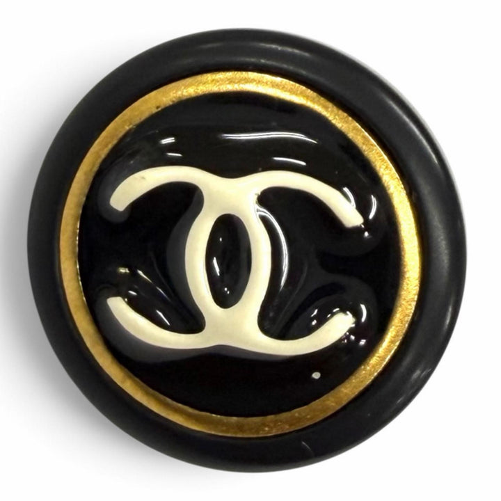 Great CHANEL Earring COCO Mark black Women 97P