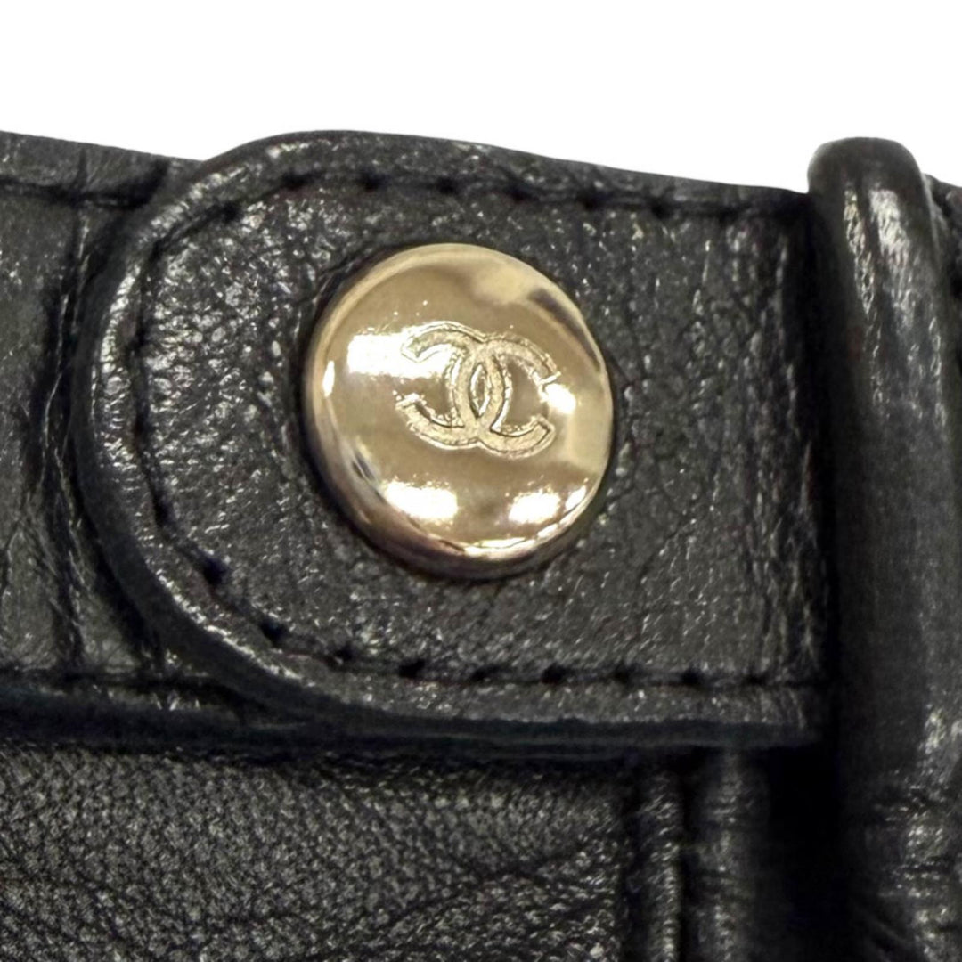 Great CHANEL gloves COCO Mark Logo Star Punching Leather Gloves black Women 7.5