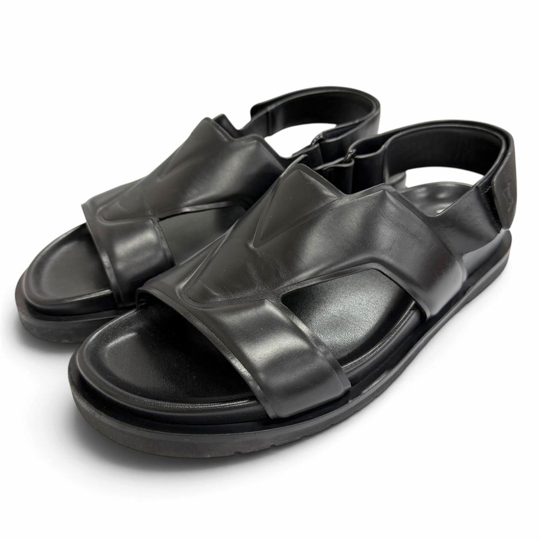Great LOUIS VUITTON Sandals Mules, leather shower sandals, slide sandals black