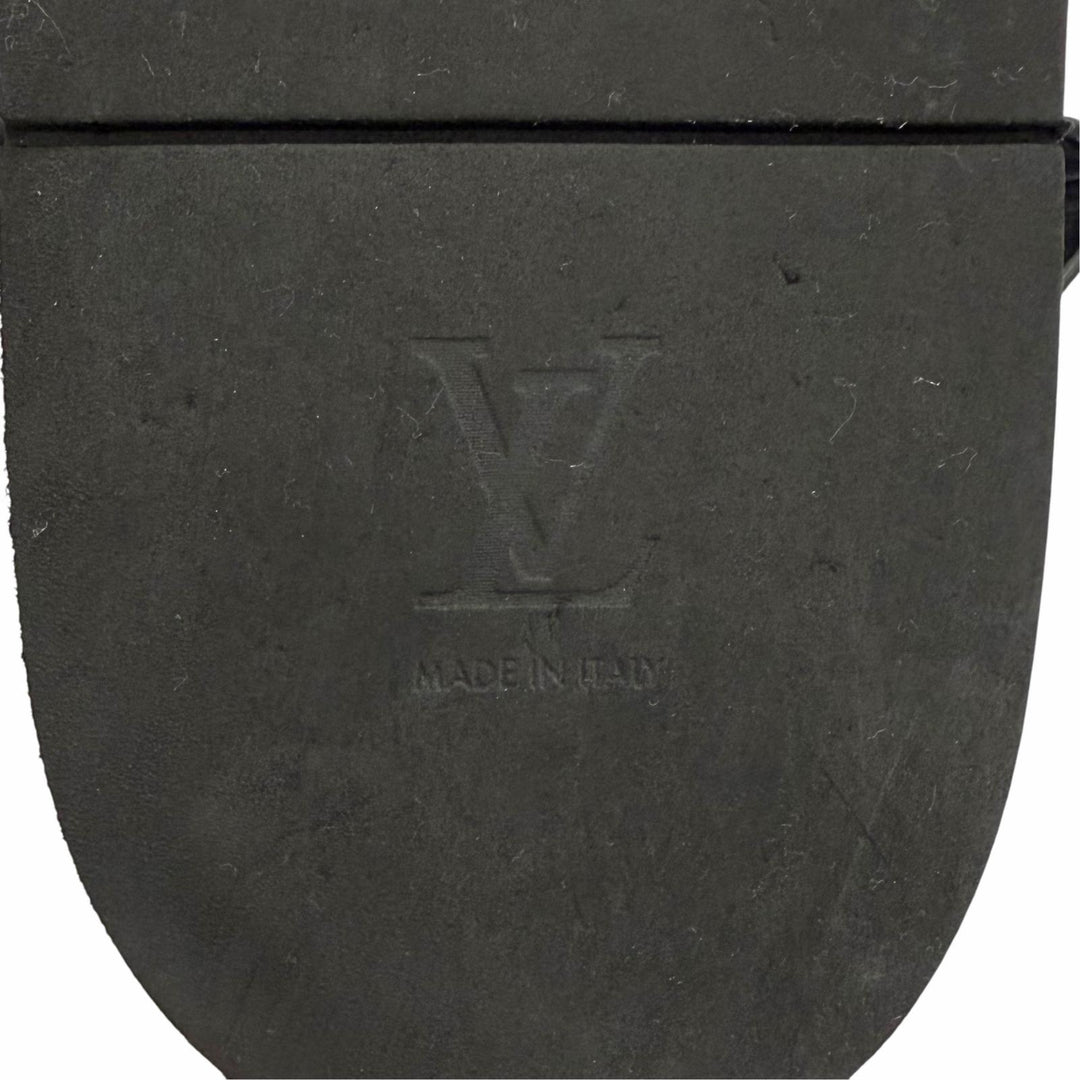 Great LOUIS VUITTON Sandals Mules, leather shower sandals, slide sandals black