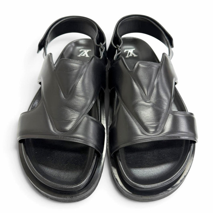 Great LOUIS VUITTON Sandals Mules, leather shower sandals, slide sandals black