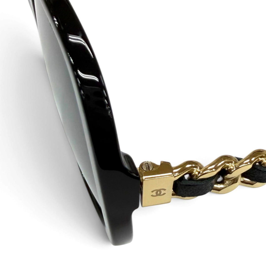 Great CHANEL sunglasses COCO Mark Side Chain Design Gradient Lenses 5470-Q-A