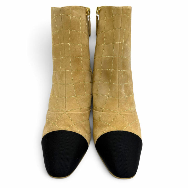 Excellent CHANEL short boots COCO Mark Matelasse Bicolor Suede leather 37 G46209