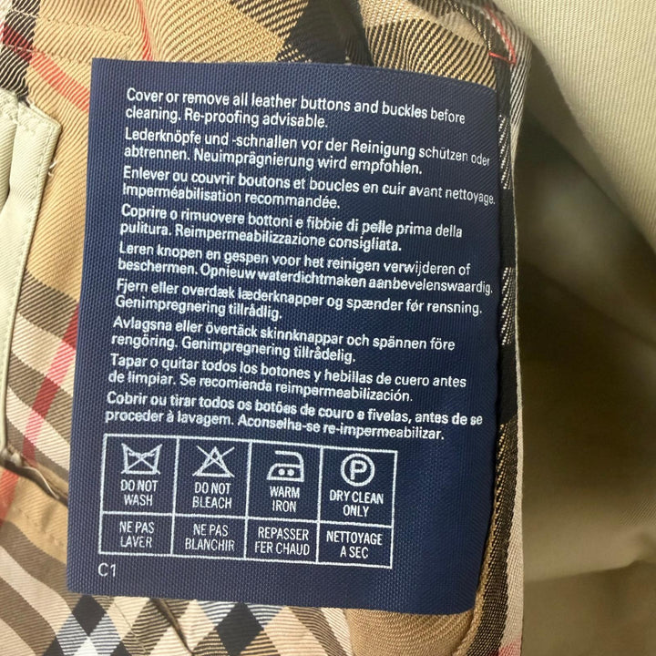 Excellent Burberrys coat Reverse Nova Check Pattern Deadstock light beige