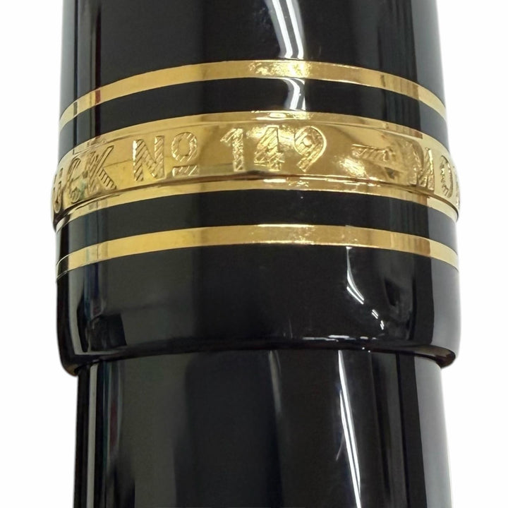 Pristine MONTBLANC fountain pen Meisterstück 149 Cap type black 18K mens
