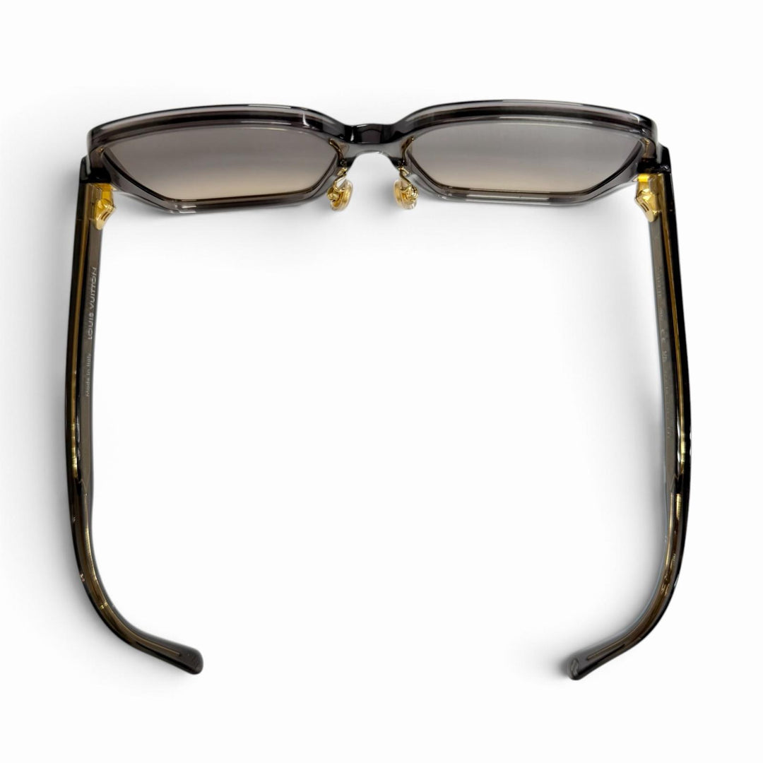 Great LOUIS VUITTON Sunglasses LV Aura Square Current product Z3044E