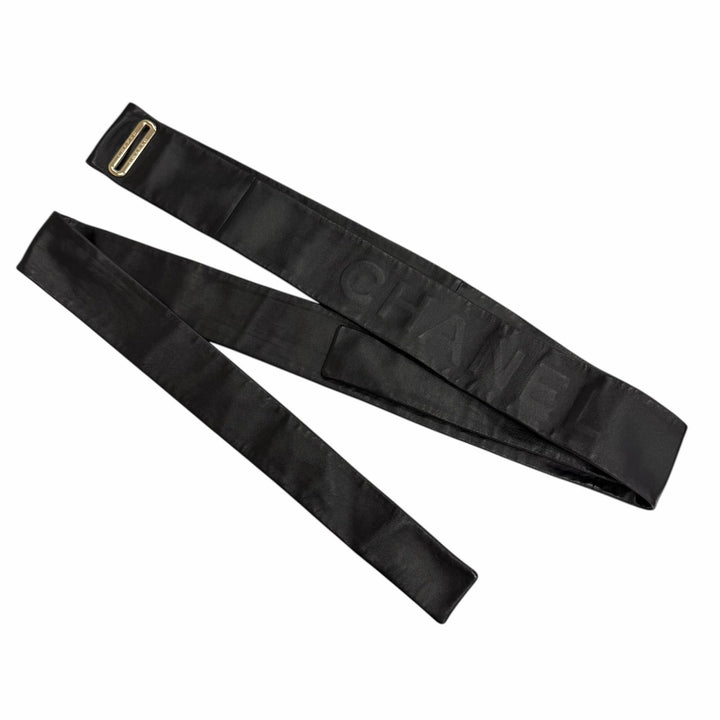 Great CHANEL Stall Logo embossed long leather black Women S A25S