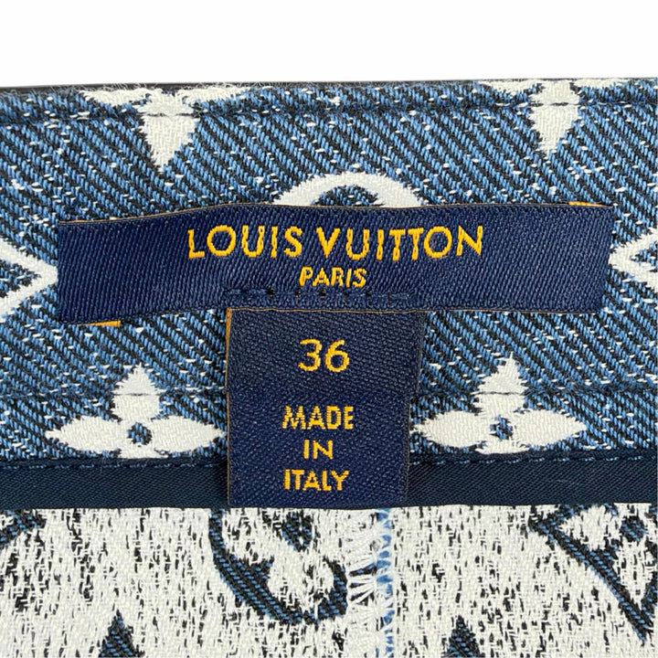 Excellent LOUIS VUITTON Mini skirt Logo gold buttons, monogram denim, IT 36