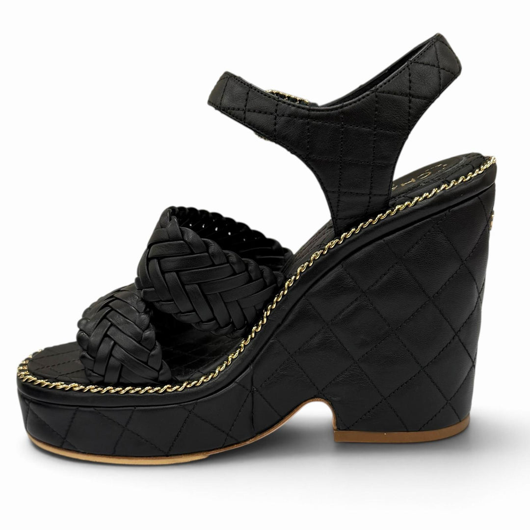 Great CHANEL Sandals COCO Mark Matelassé Wedge Heel Leather black 35 G30758