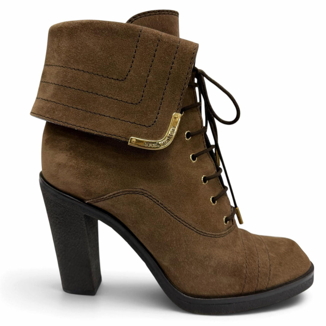 Excellent LOUIS VUITTON short boots Logo Metal Lace-up Suede Leather Brown IT 36