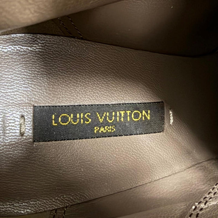 Excellent LOUIS VUITTON short boots Logo Metal Lace-up Suede Leather Brown IT 36