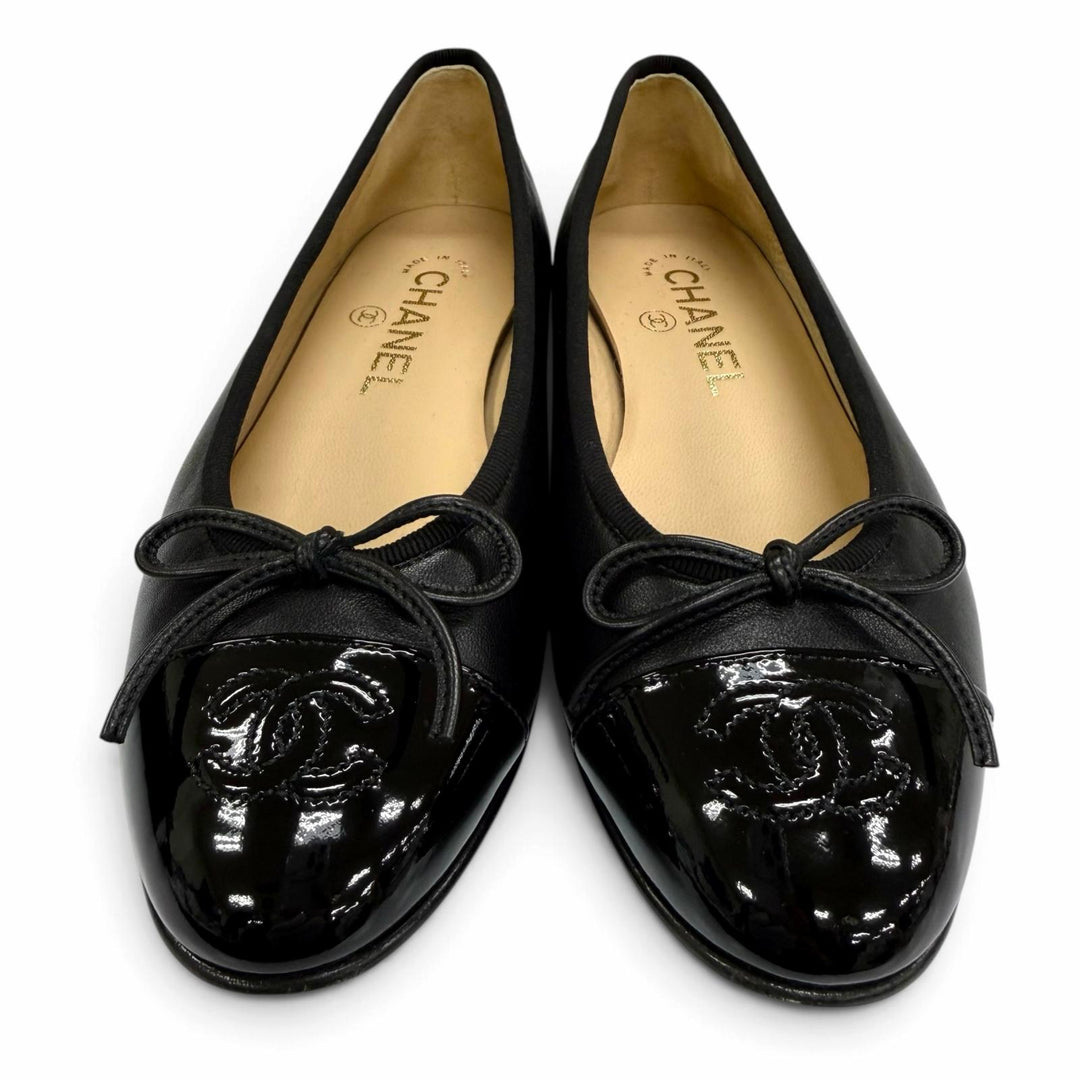 Great CHANEL Ballet shoes ballerina COCO Mark leather black Women 35.5 G02819