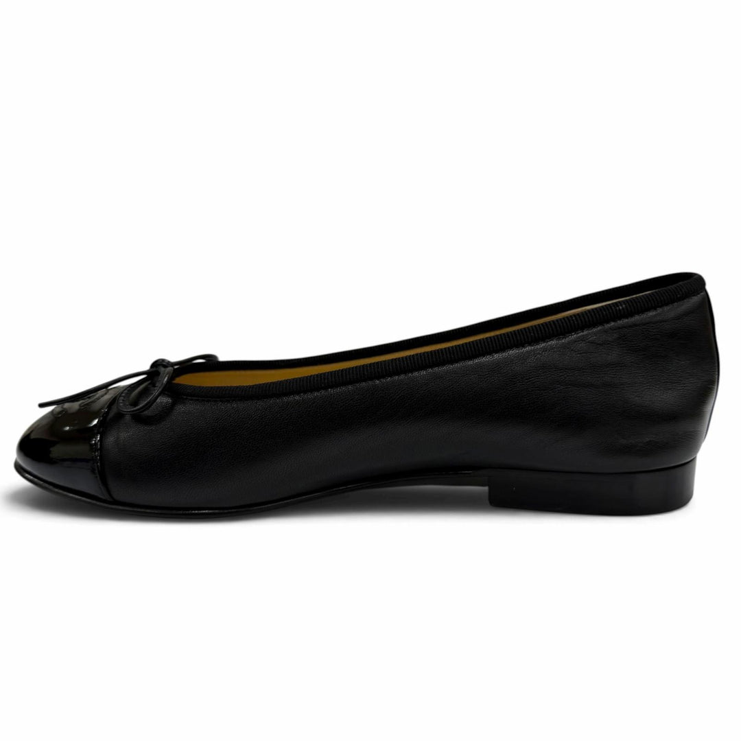 Great CHANEL Ballet shoes ballerina COCO Mark leather black Women 35.5 G02819
