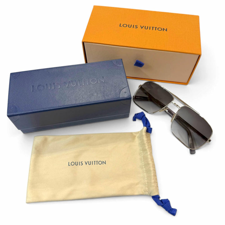 Excellent LOUIS VUITTON sunglasses Damier Sunglasses Attitude Silver Z0644E
