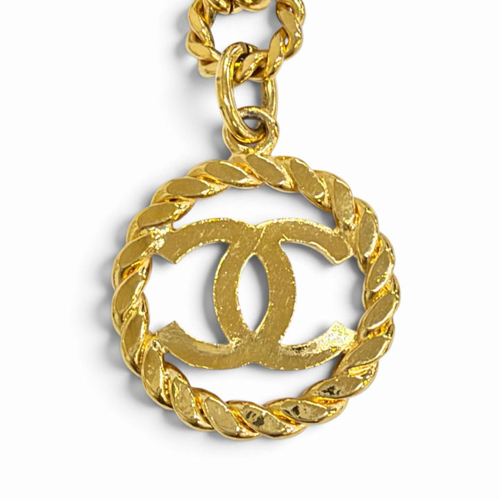 Great CHANEL belt COCO Mark Long Chain gold Women 25