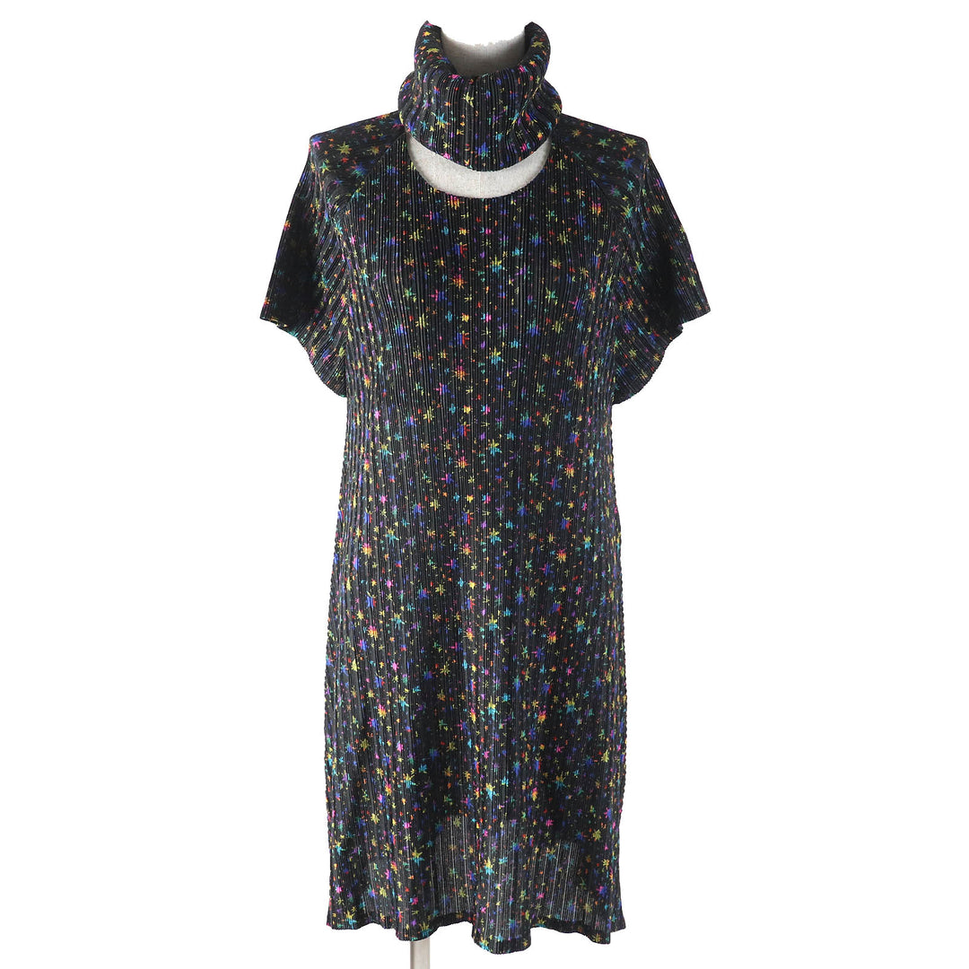 Excellent PLEATS PLEASE one piece Star pattern, all-over print, with snood