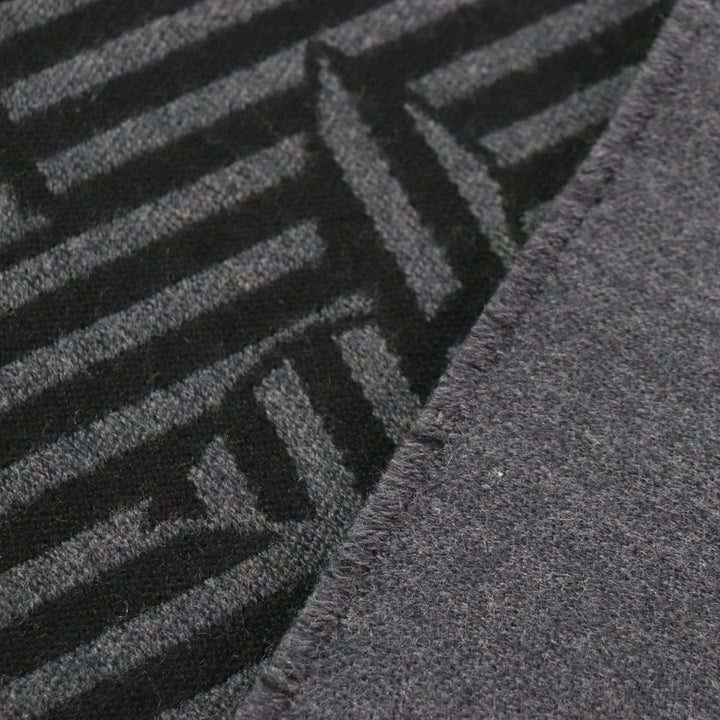 Excellent LOUIS VUITTON Scarf Echarpe LV Harmony with logo patch gray wool M77944