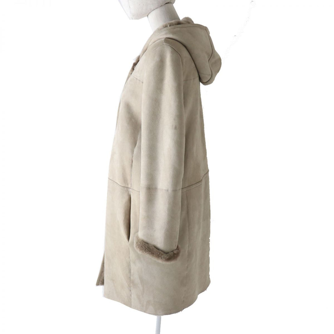 Discounted 
 Very Good Max Mara Mouton coat beige Sheep leather Women 38