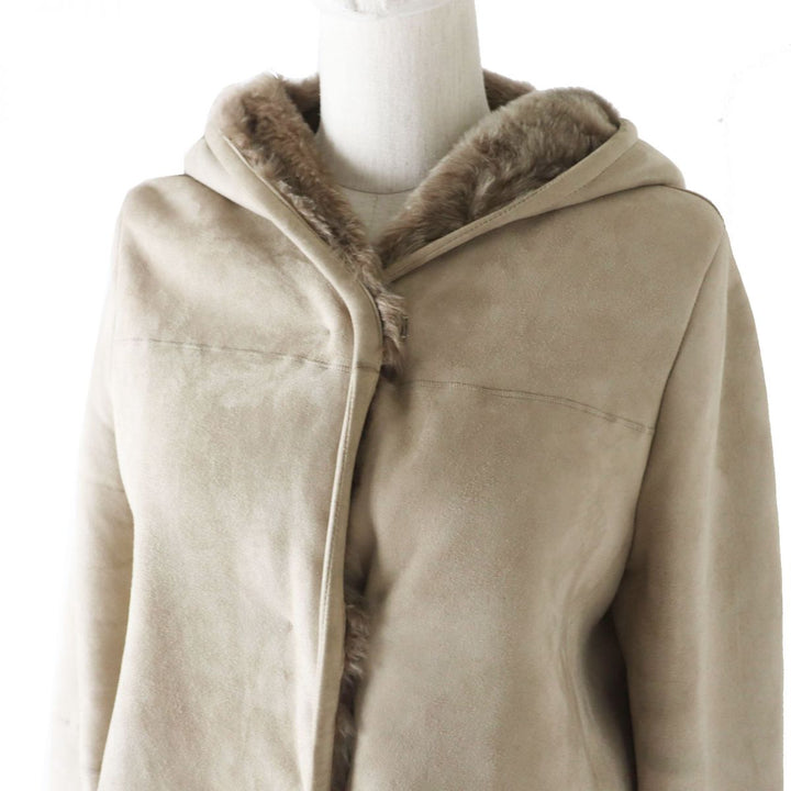 Discounted 
 Very Good Max Mara Mouton coat beige Sheep leather Women 38
