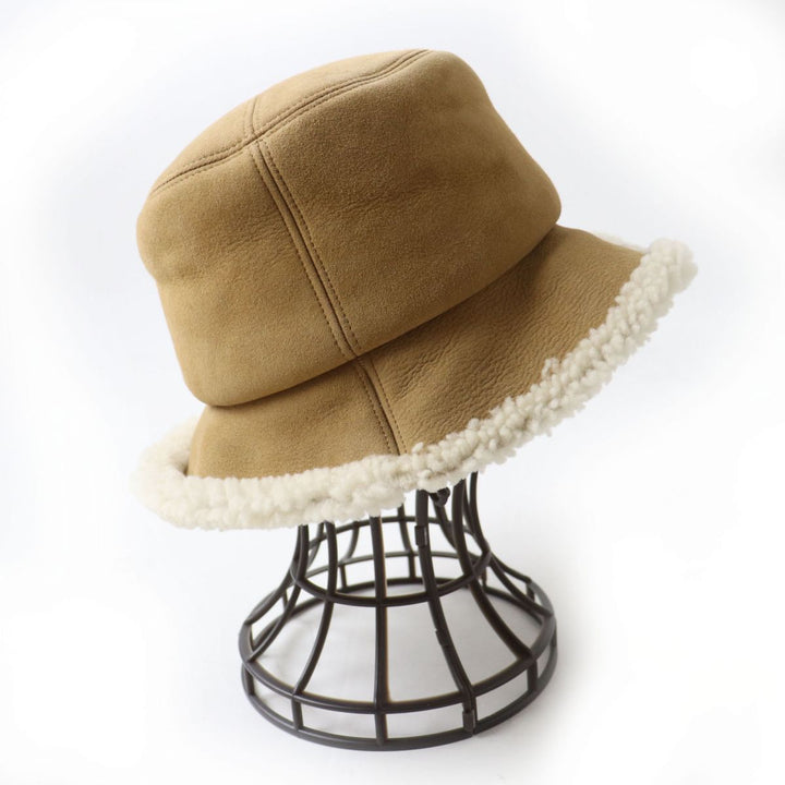 Discounted Christian Dior hat Camel Mouton Women 57