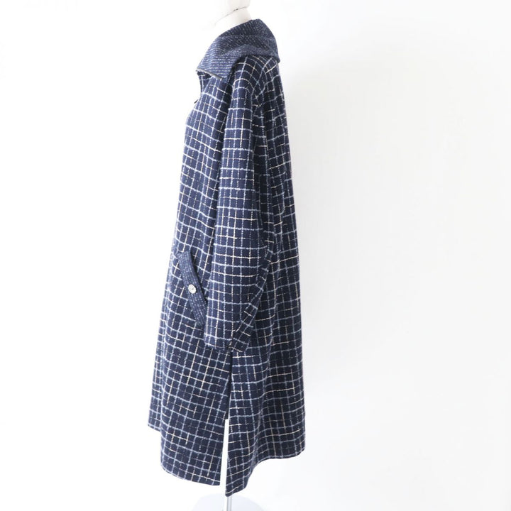 Discounted 
 Excellent CHANEL coat Navy wool Women 36