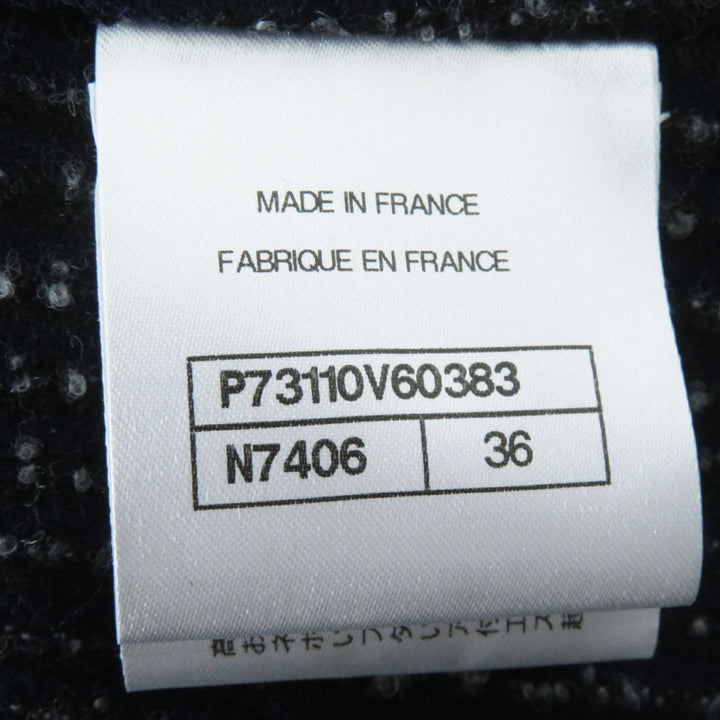 Discounted 
 Excellent CHANEL coat Navy wool Women 36