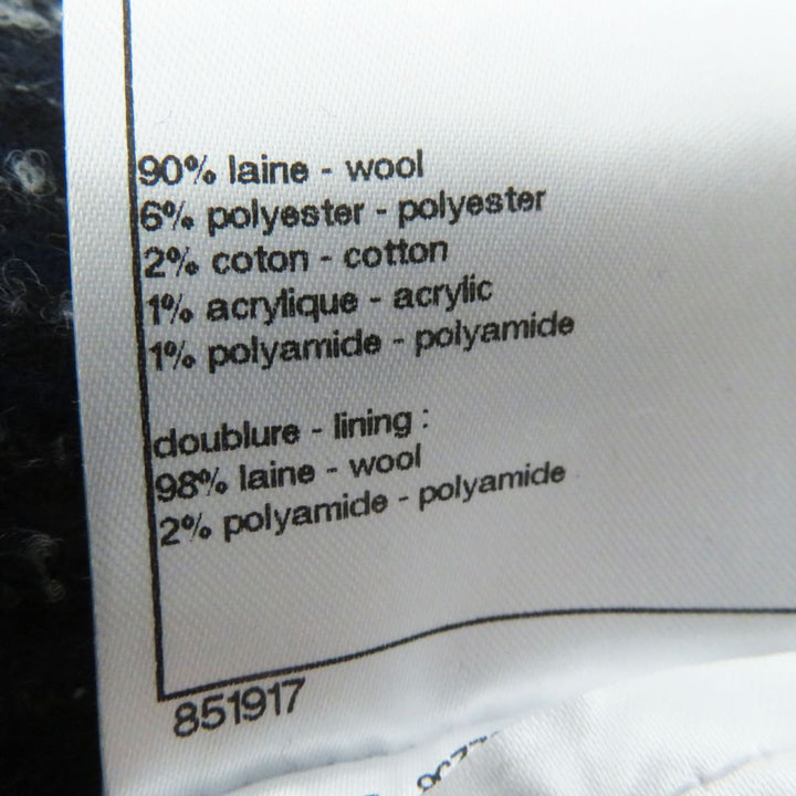 Discounted 
 Excellent CHANEL coat Navy wool Women 36