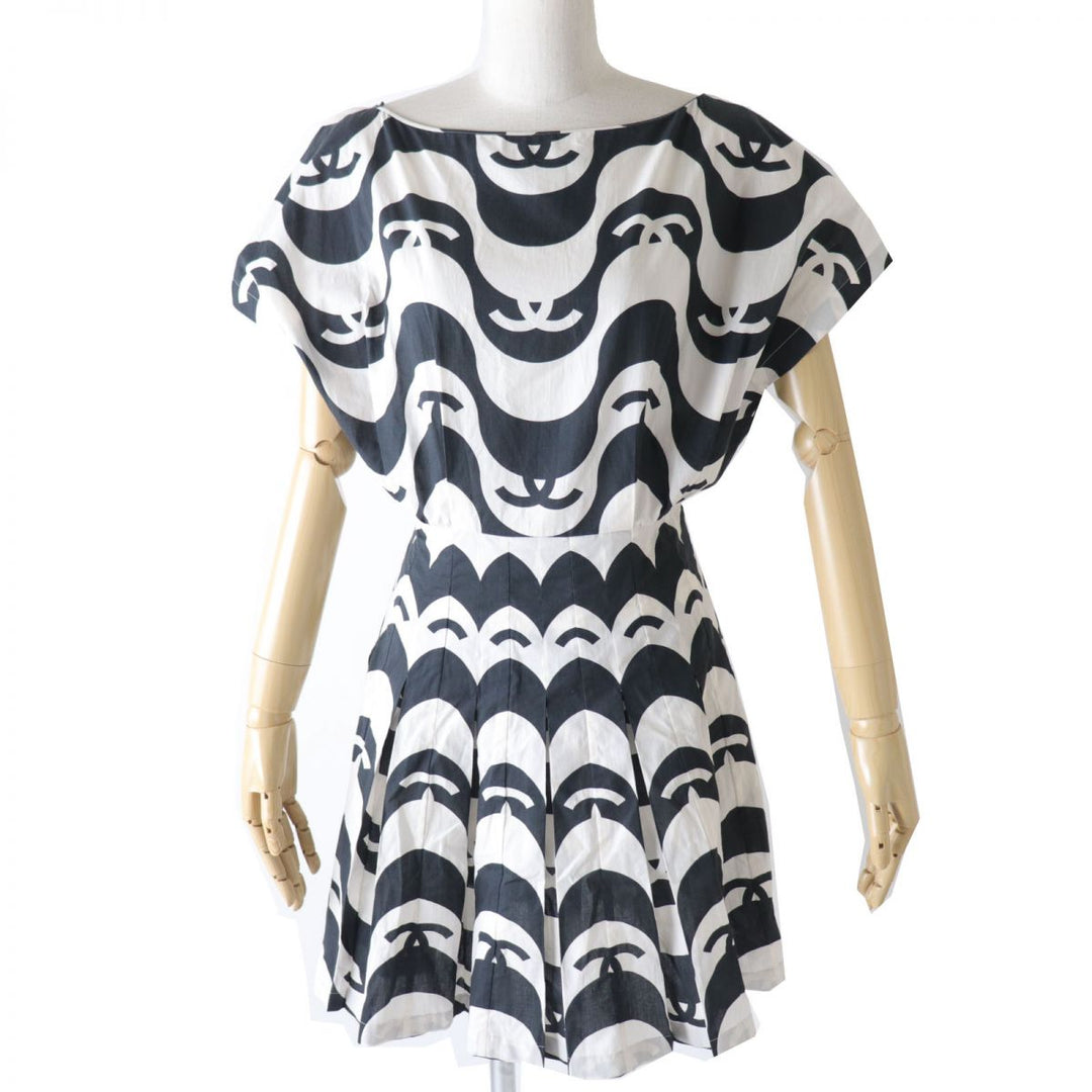 Discounted CHANEL one piece NOIRxECRU cotton Women 34