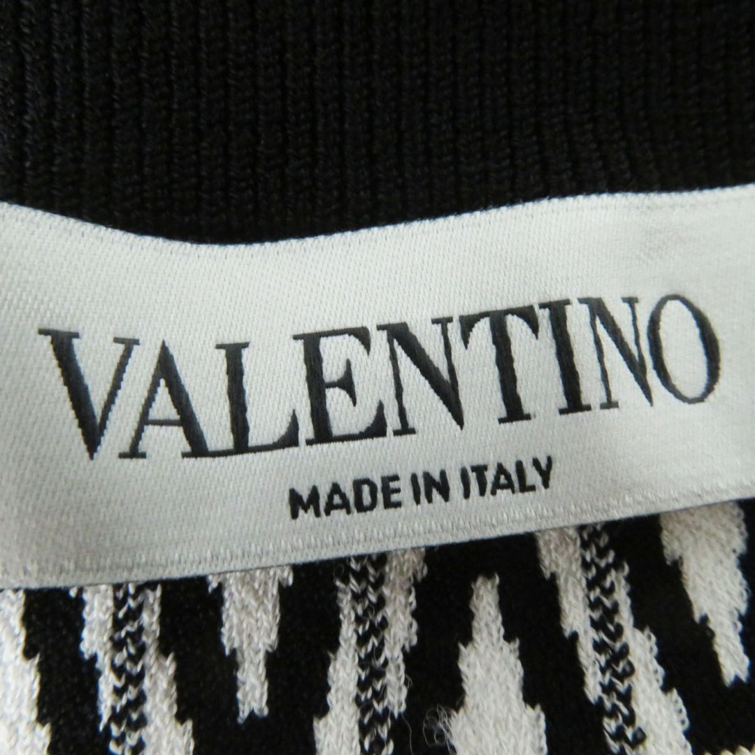 Discounted VALENTINO one piece Black x White V-pattern Rayon Women M